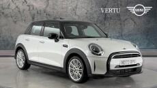 MINI Hatchback 1.5 Cooper Exclusive Premium 5dr Auto Petrol Hatchback